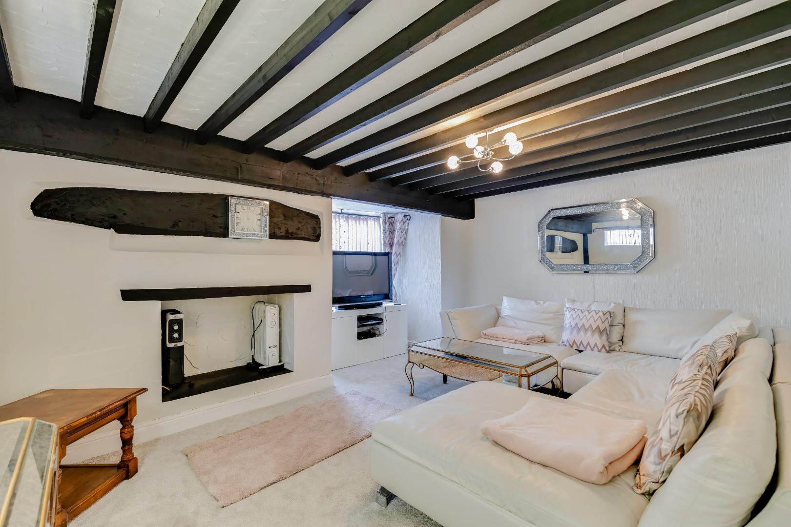 Rhoose Road, Rhoose, Vale of Glamorgan, CF62 3EP